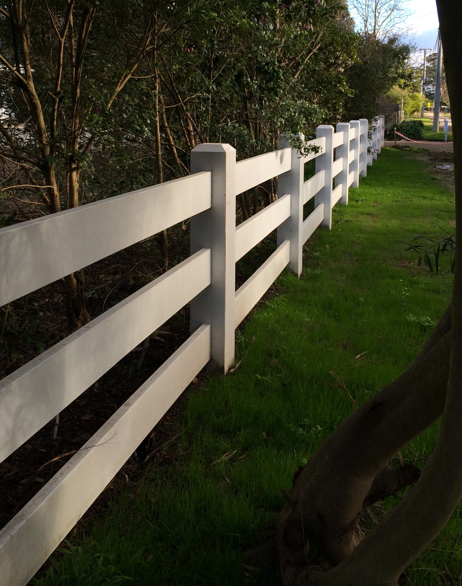 Automatic Timber Gates Gate Motors Gate Openers Diy Gate Motors Automation Post And Rail Fencing Electric Gate Openers Mornington Peninsula