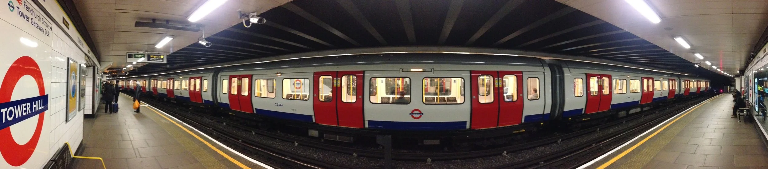 'Mind The Gap Please', London