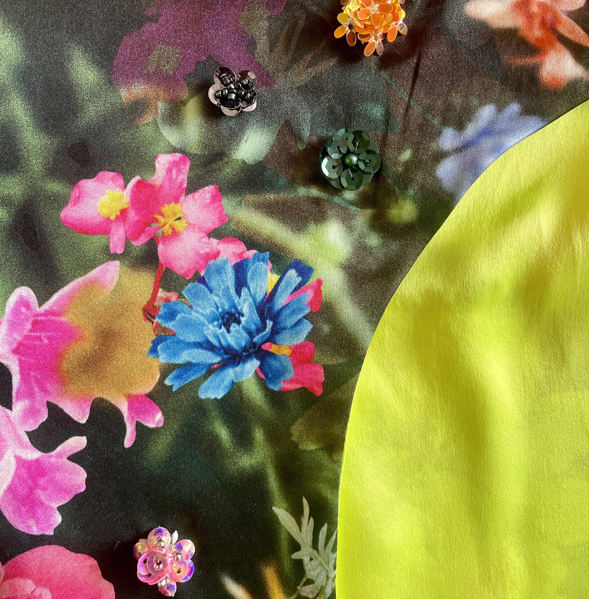 Fluro Front Details.jpg