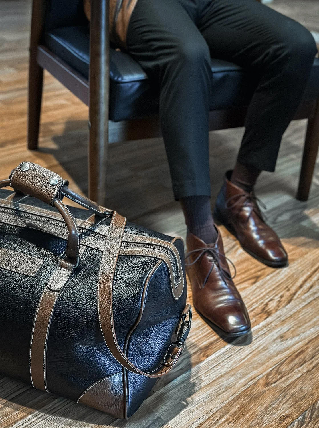 How to Pick the Perfect Leather Carry-On Travel Bag