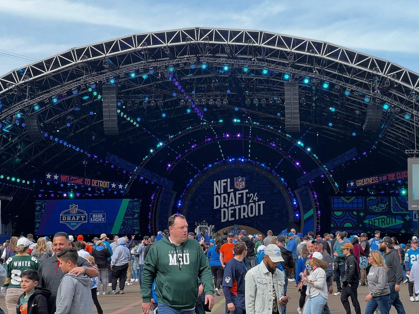 Another football season is upon us! Seems like just yesterday, but here&rsquo;s a throwback to the 2024 NFL Draft in Detroit! Bring on Week 1&hellip;