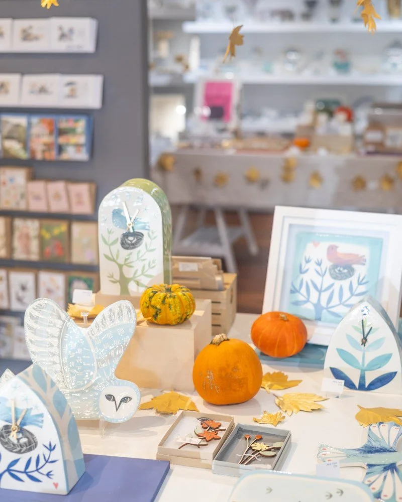 Autumn has come to the gallery and we're embracing the cosy season with knitwear and seasonal decorations. We're getting new deliveries from UK artists everyday so our autumnal selection of hand made pieces will keep growing throughout October 🍂🍂

