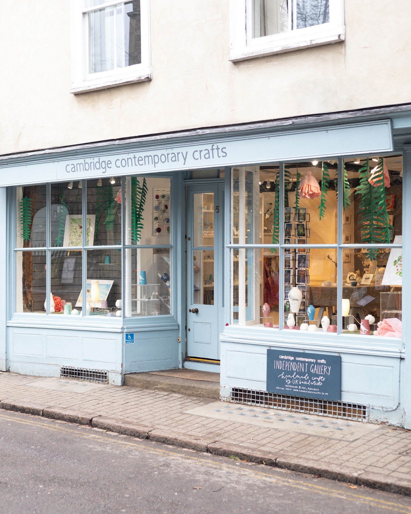 Will you be stopping by the gallery this Sunday, we've been refreshing our displays and have lots of hand made work from around the UK to share with you. Visit us during our opening hours below 👇

Monday - Saturday: 10am - 5.30pm
Sunday &amp; Bank H