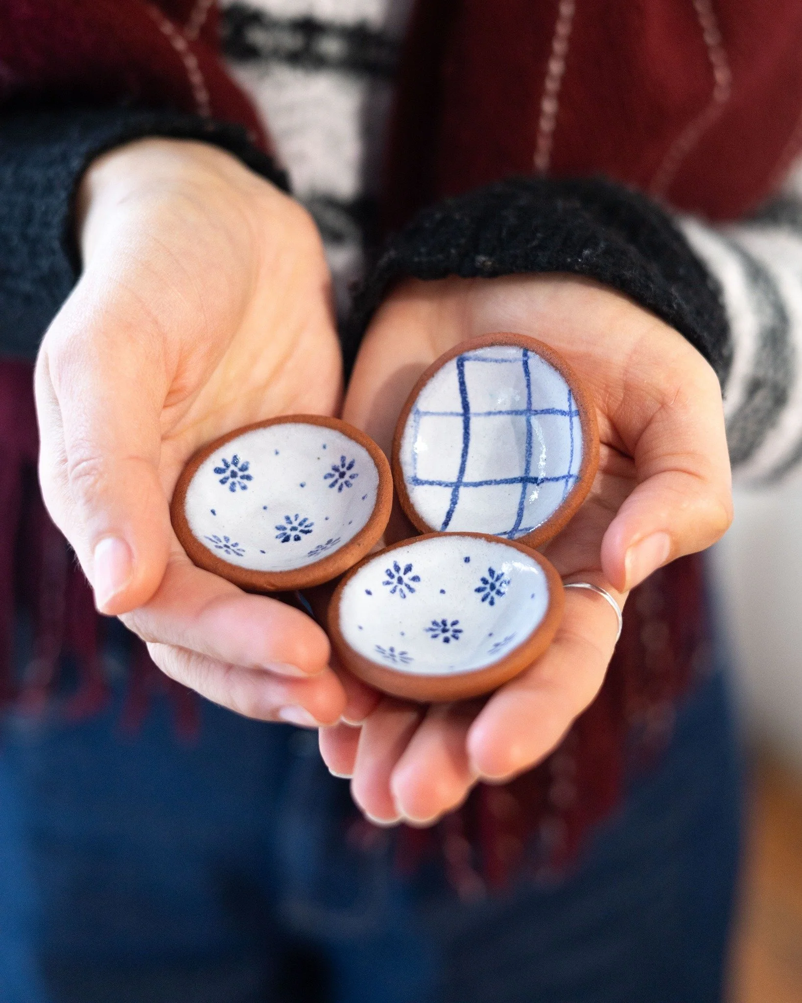 We've had a new delivery from Shoreline ceramics who's work is inspired by the simple pleasures of country and coastal life. We had Shoreline's Christmas decorations for the first time last year and we are really excited to have received more pieces 