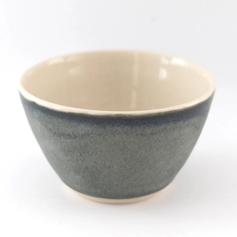 Bowl, Niwl by Emily Tapp