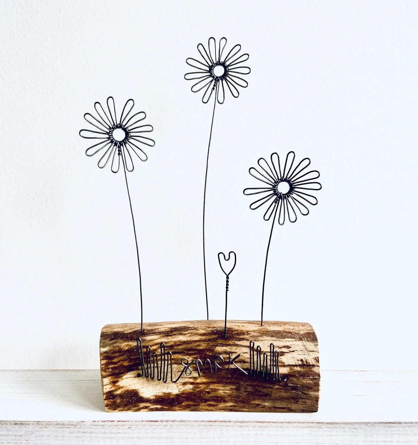 Small Daisies & Heart.jpg