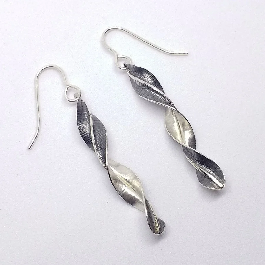 SLMEO Spring Leaf Medium Earrings, Oxidised.jpg