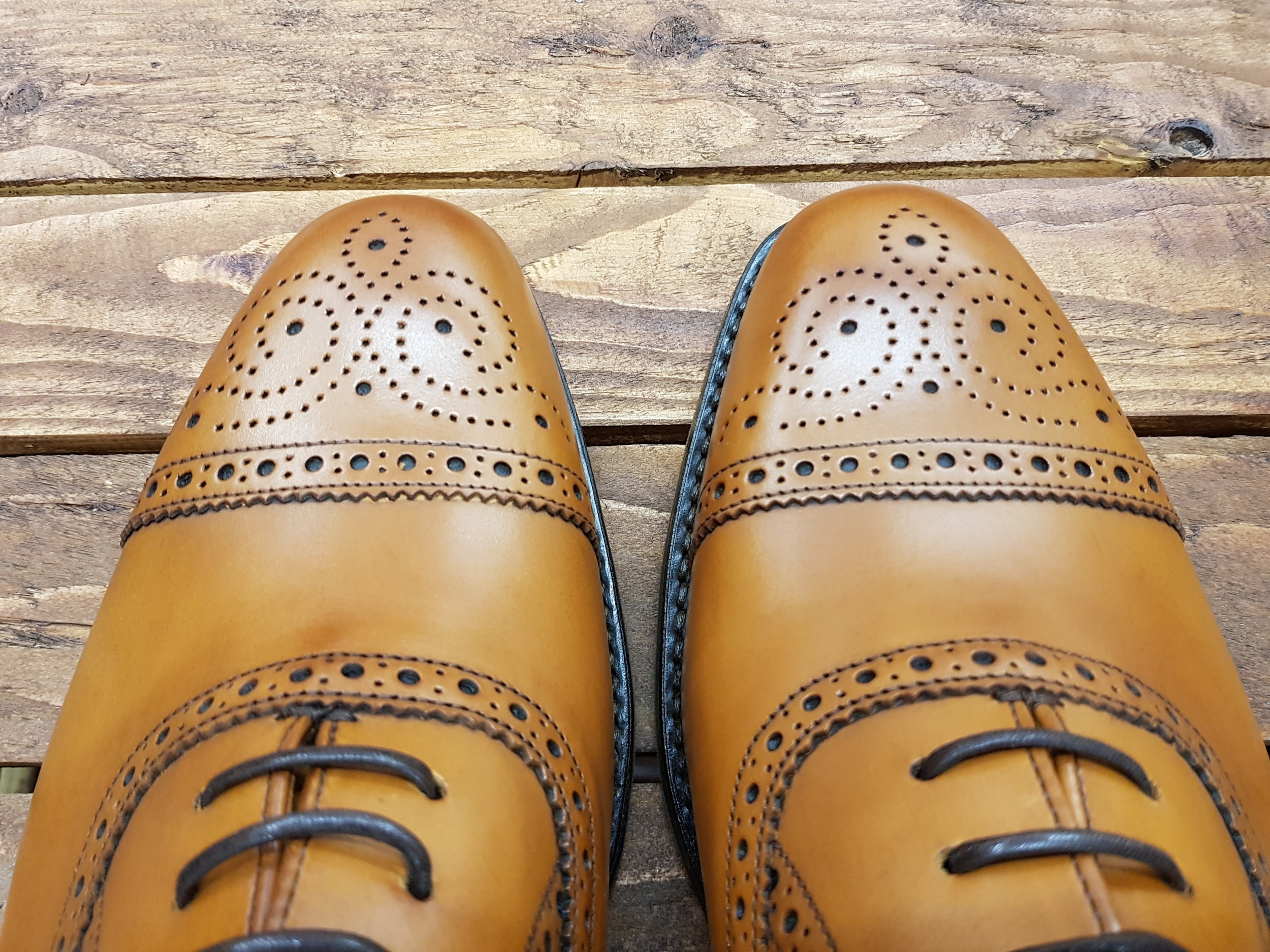 loake seaham tan