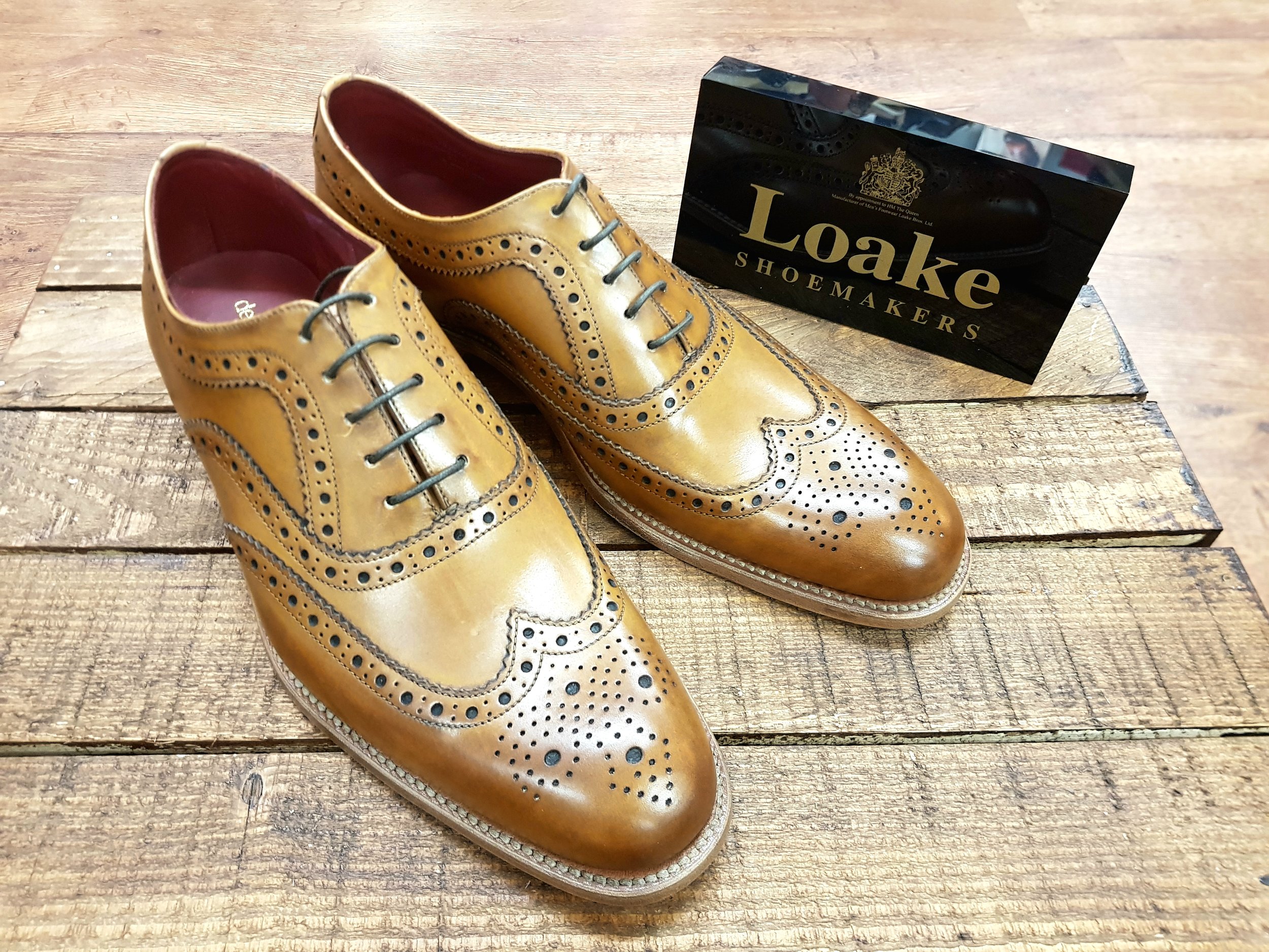 loake fearnley tan