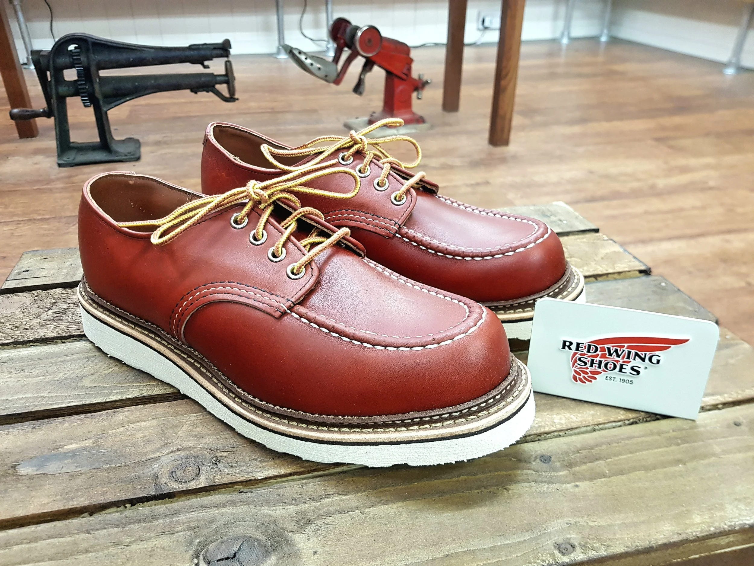 red wing moc oxford