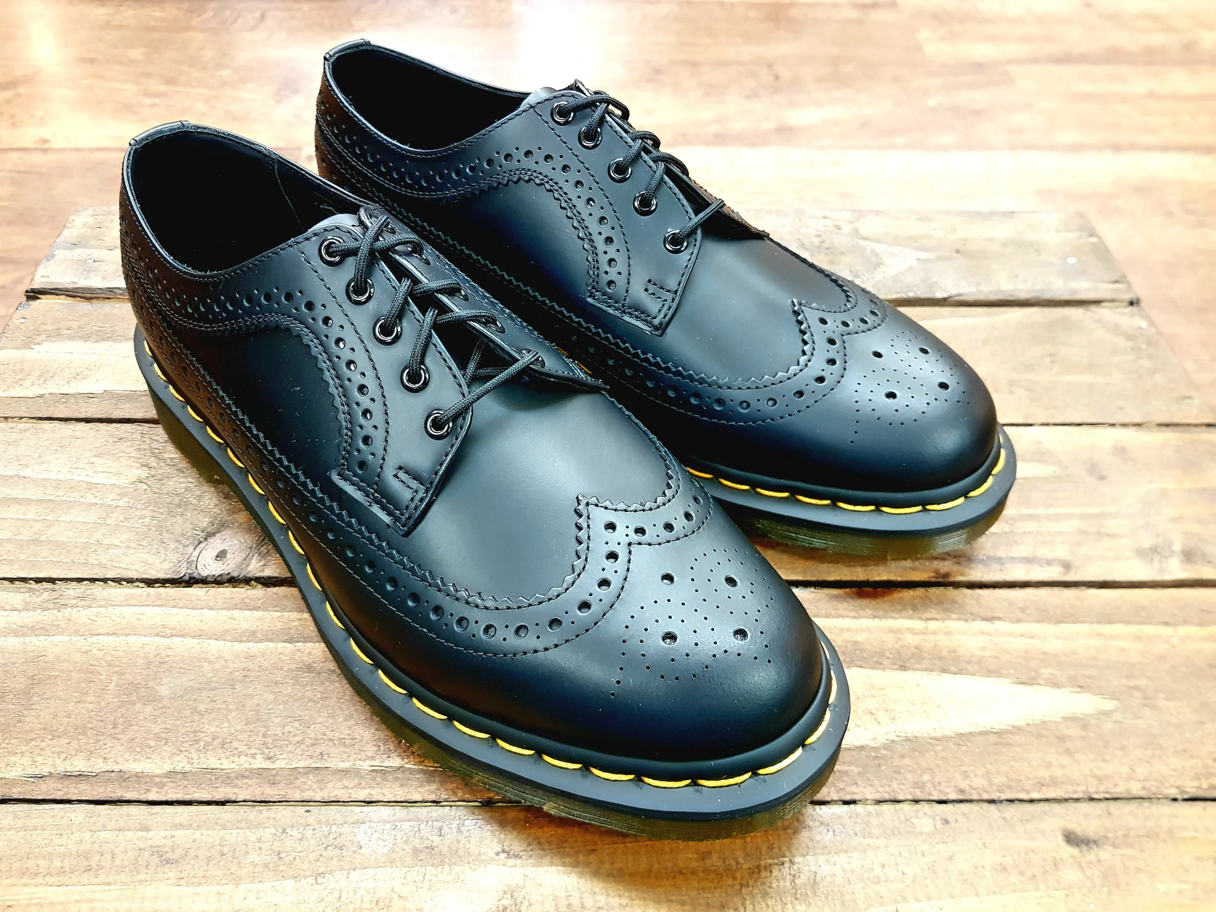 dr martens 3989 black