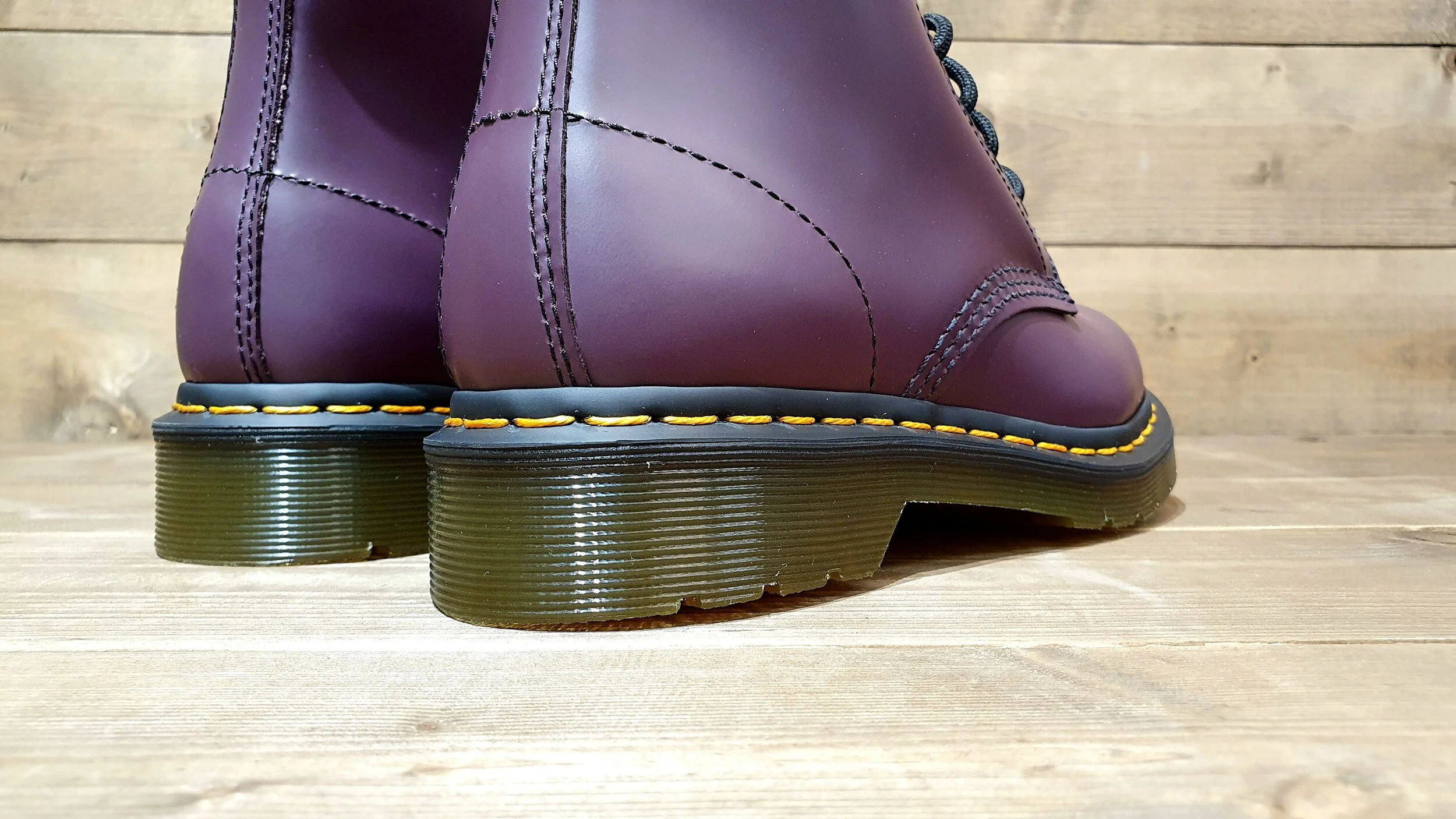 dr martens violeta