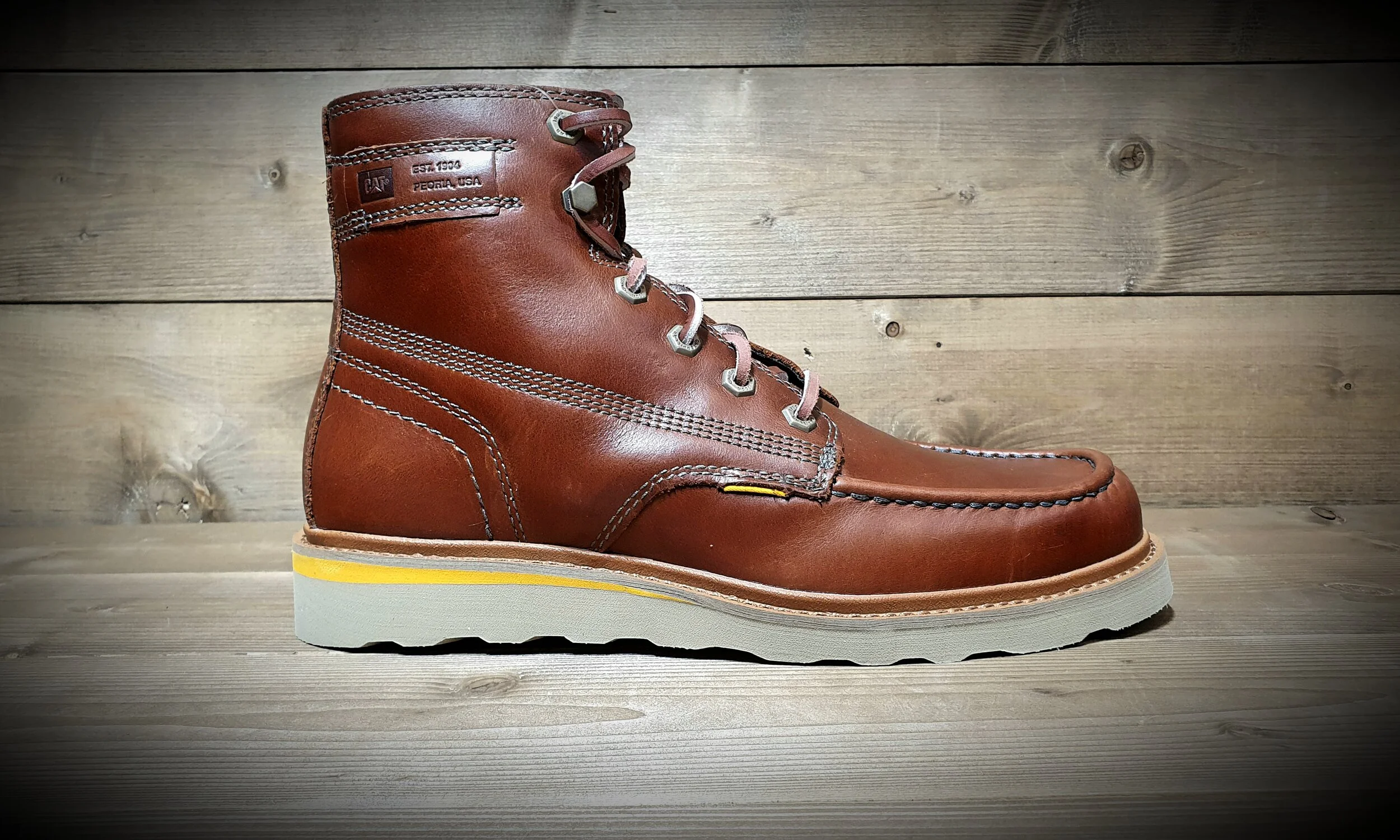 cat jackson moc boot