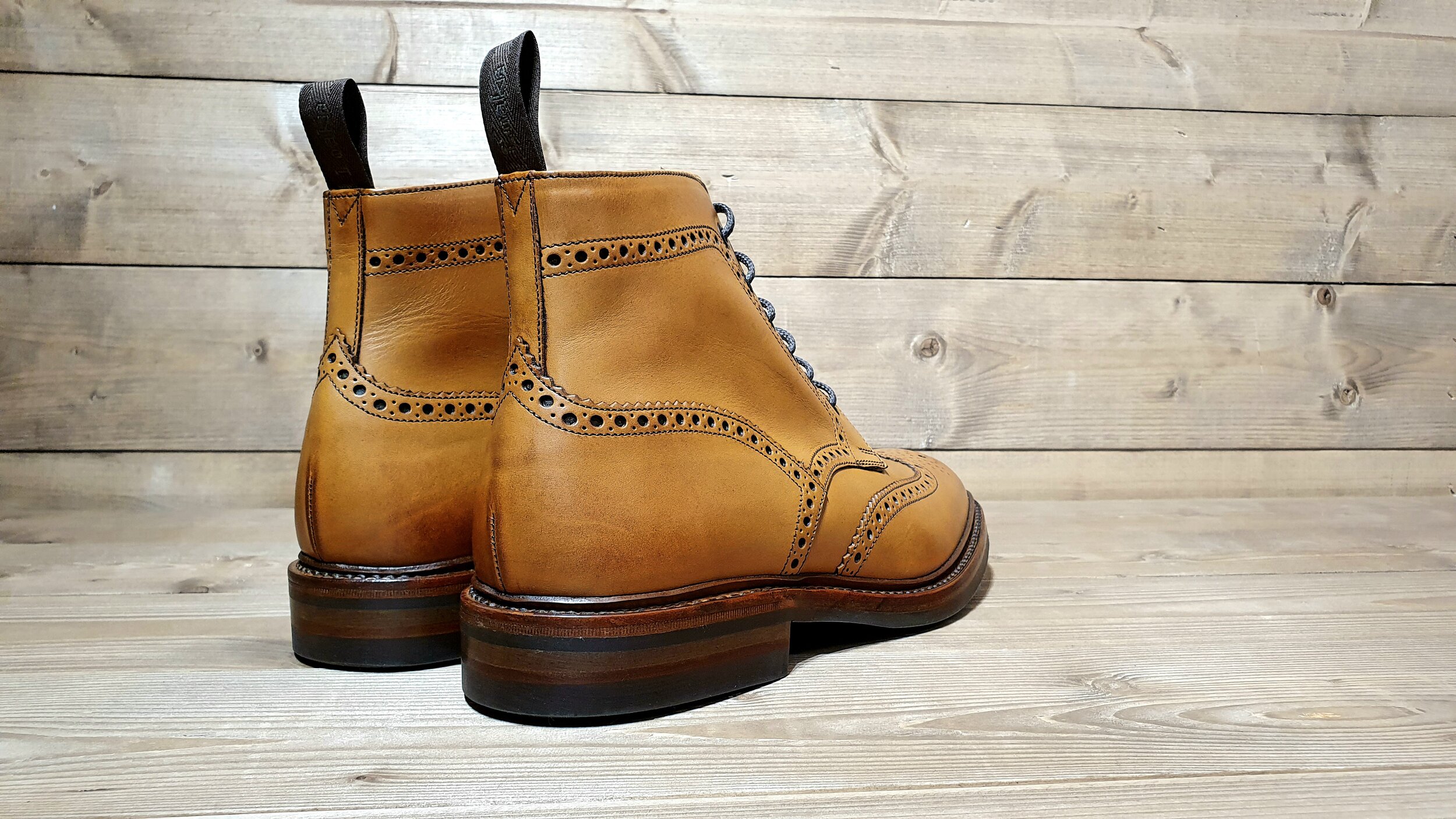 loake burford dainite