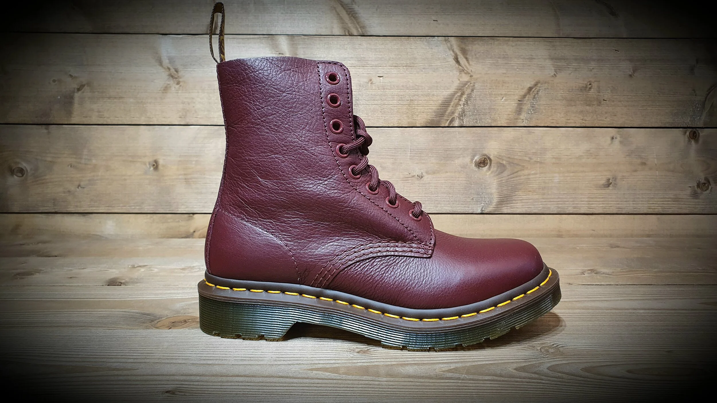 doc martens 1460 pascal