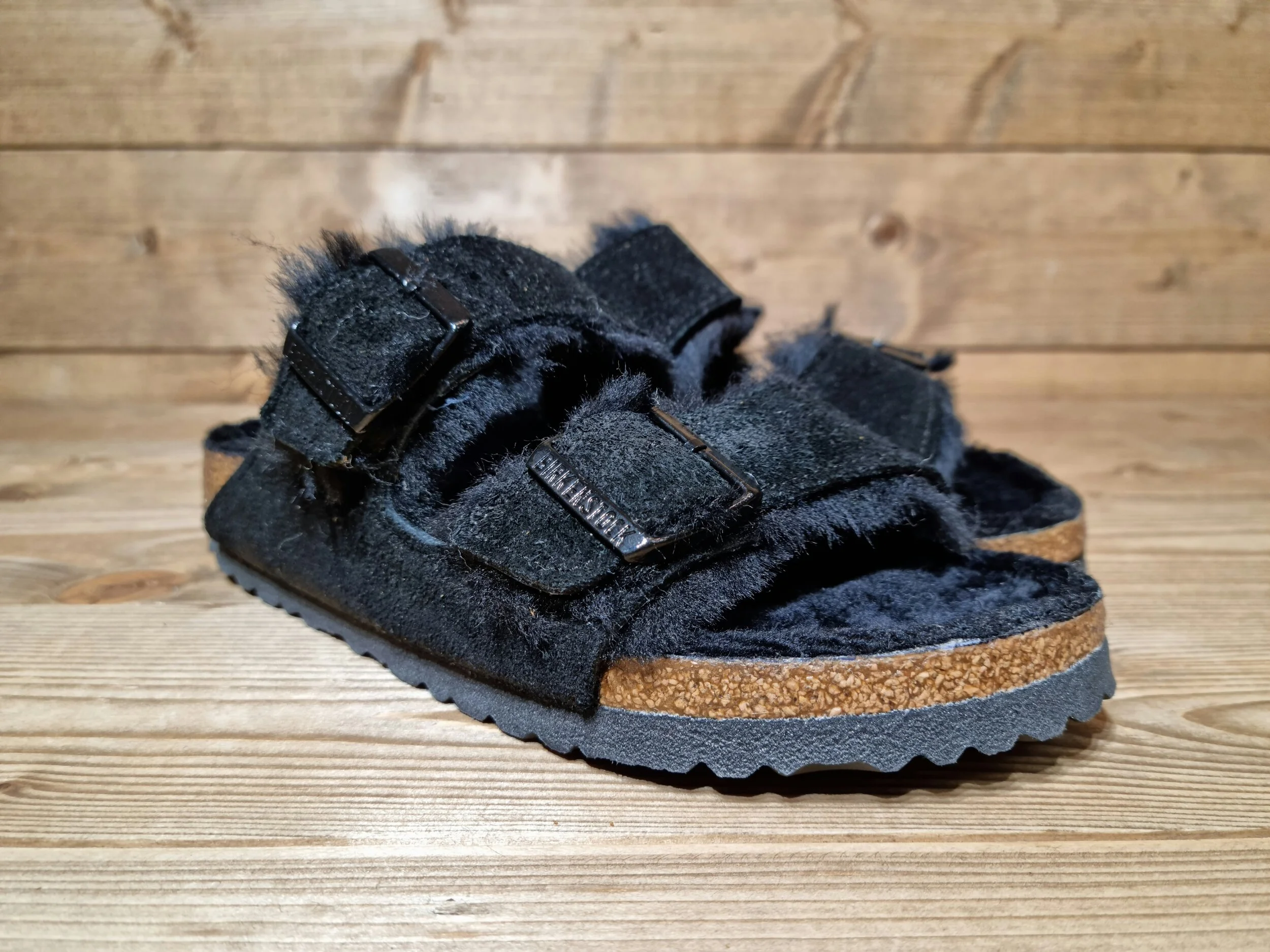 Naot Julius (Soft Brown Leather) Men's Shoes The Julius sandal is from the Naot Scandinavian 