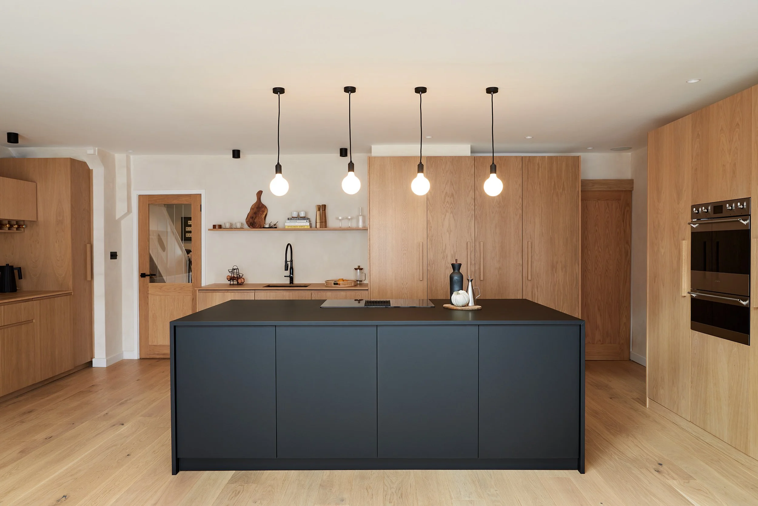 JT Oak-Fenix Kitchen Image 1.jpg