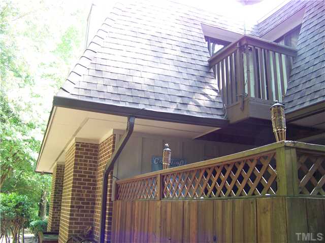 Brookberry_Drive,_246_-_Deck_Exterior.jpg