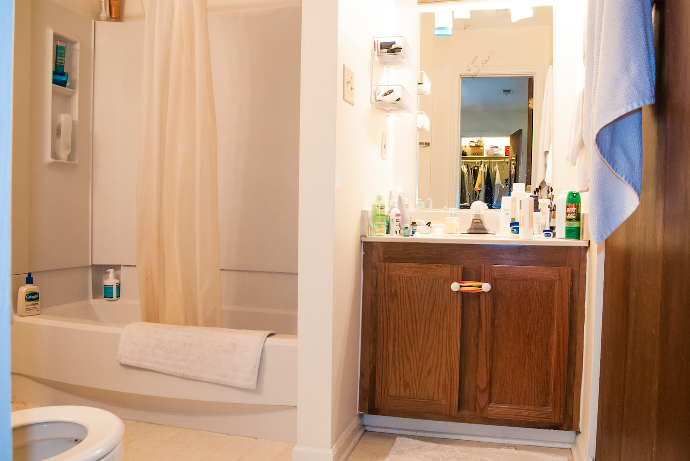 Westview Drive - 121-#20 - Bathroom II.png