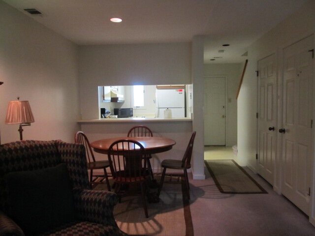 MLK Jr Blvd, 710-F10- Dining Area.jpg