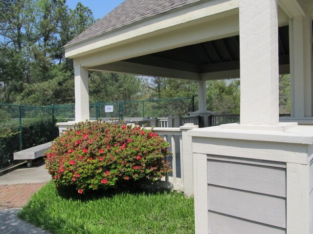 Mill Creek - Covered picnic area at pool and tennis courts II (2).jpg