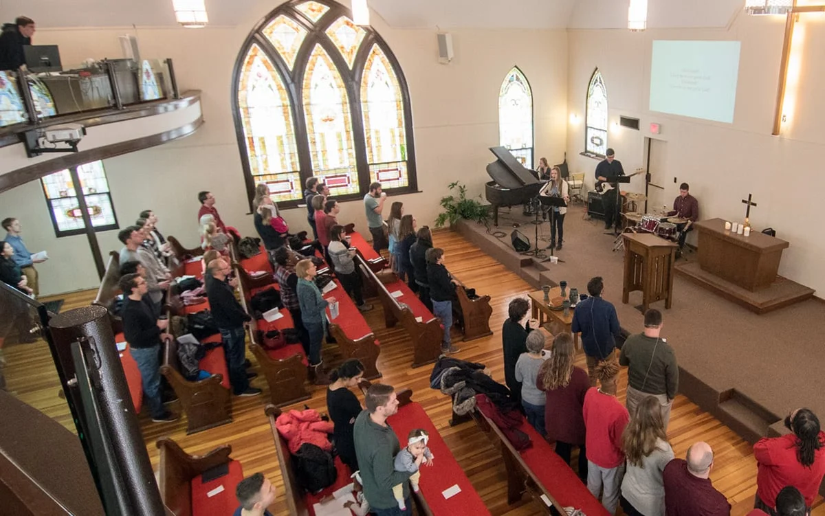 redeemer-worship2.jpg