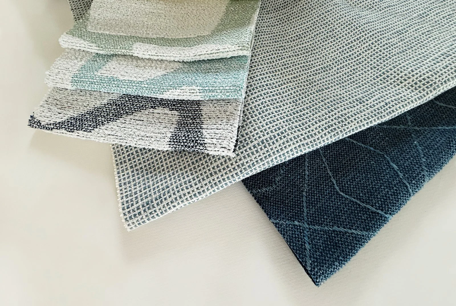 Classic and Crisp 100% Acrylic