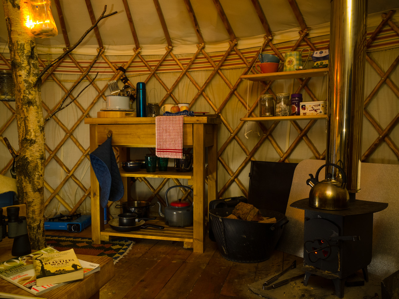 A wood burning stove provided heat and a place to cook. The mini kitchen included everything we needed to cook up a fried breakfast in the morning. It's not the most pleasant thing to wake up in the morning being able to see your breath, knowing that the only way that you're going to feel comfortably warm is to get out of bed, into the cold and get the matches out. I must admit that over the weekend, I learnt a thing or two about lighting a good fire.