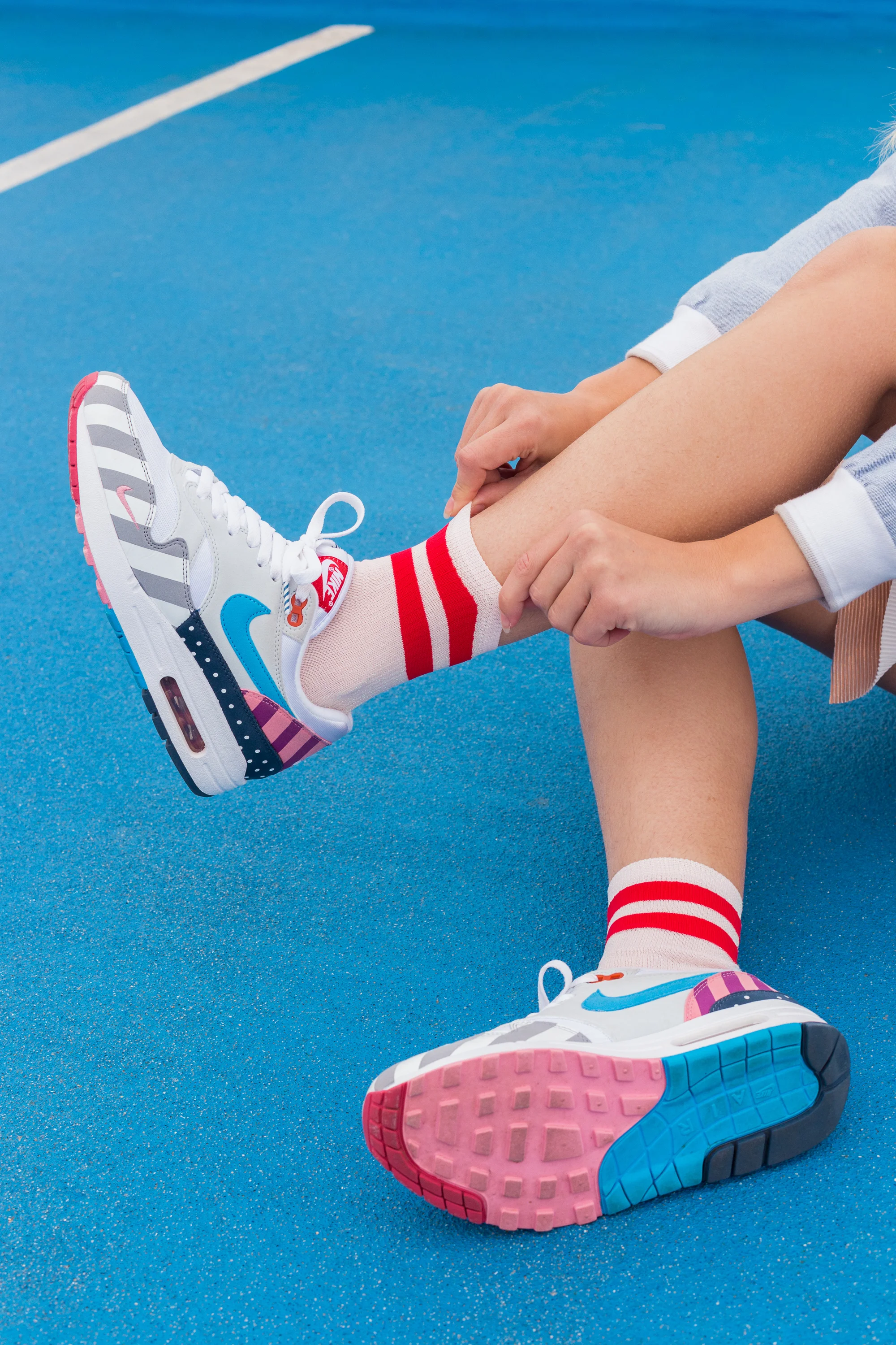 parra air max 1 on feet