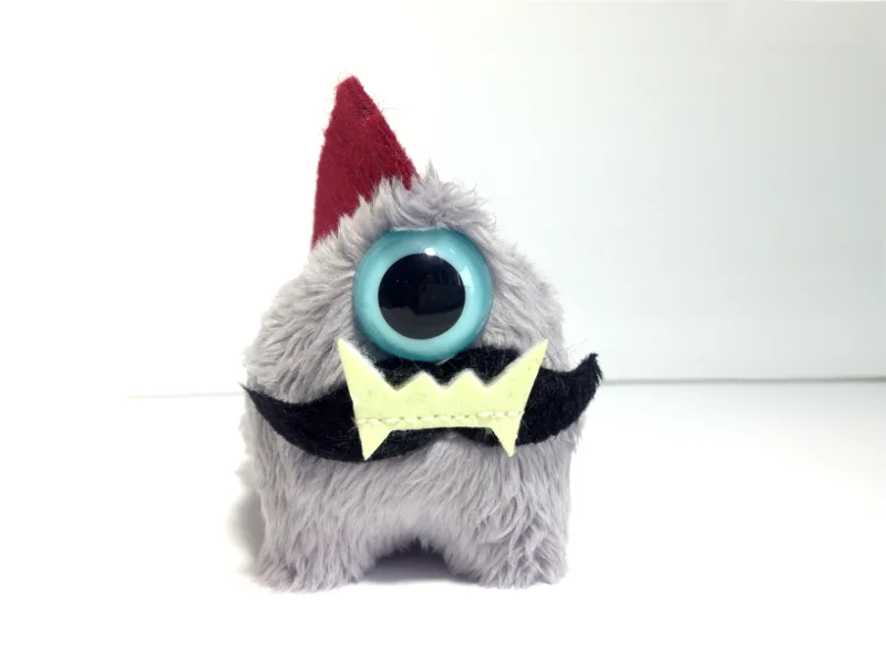 mustache single fang bwdm 800.jpg