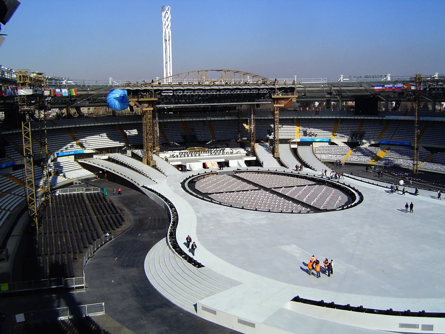 The stage and skating ramps surrounded a seating area for the athletes.