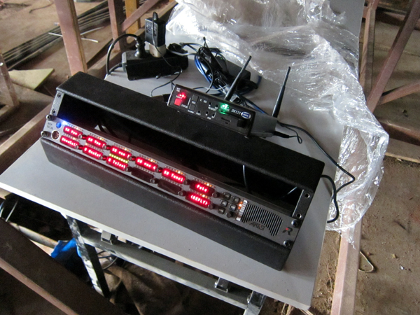 HME DX121 used on field Riedel panel to make the Stage manager totally mobile. Whip antennas covered the entire field from under the stage in the center.