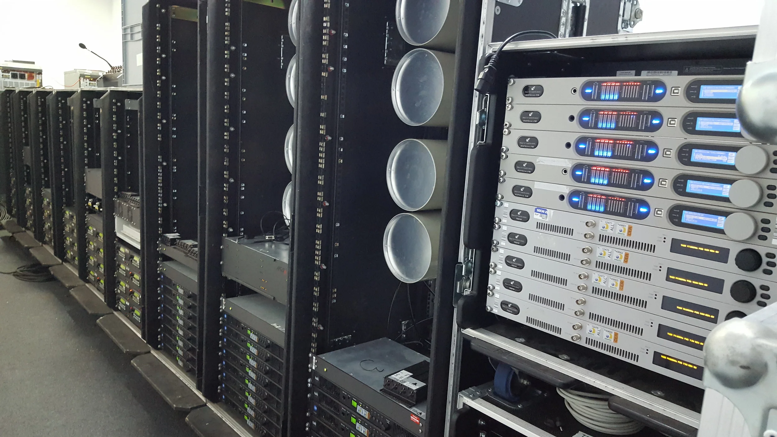 This is the FM Broadcast system from BW Broadcast. The top 5 are DSP FM processors and the bottom 5 are the FM Transmitters
