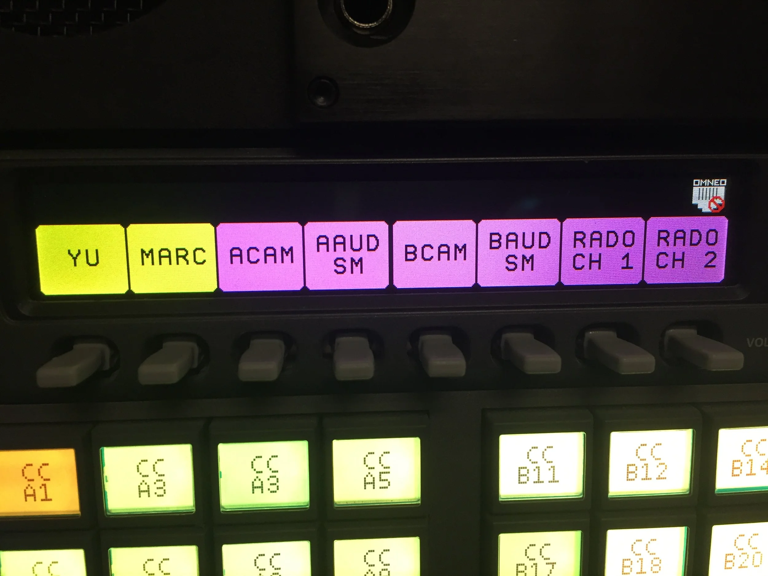 Omneo panel keys