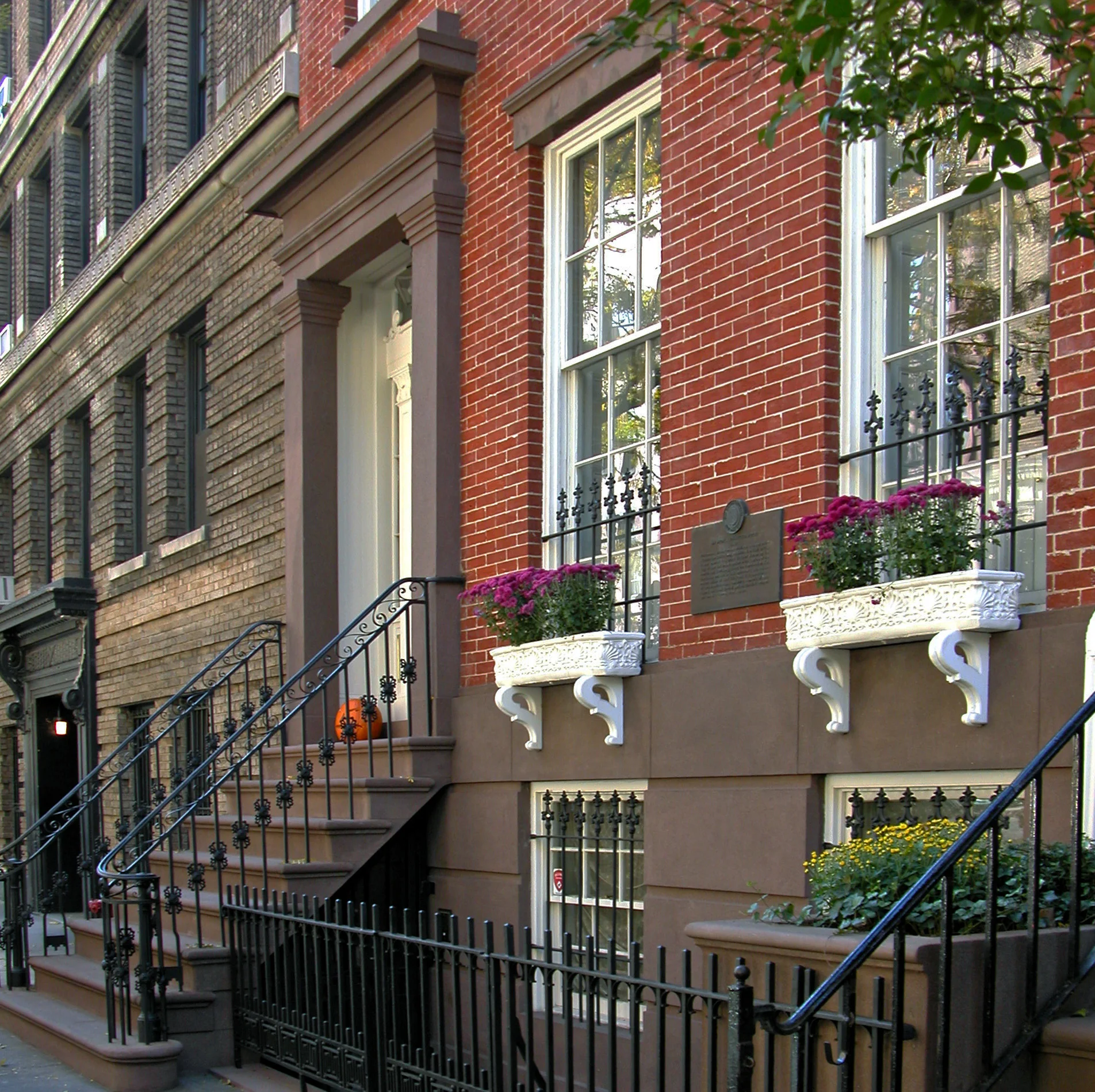 b Exterior Front Detail.jpg