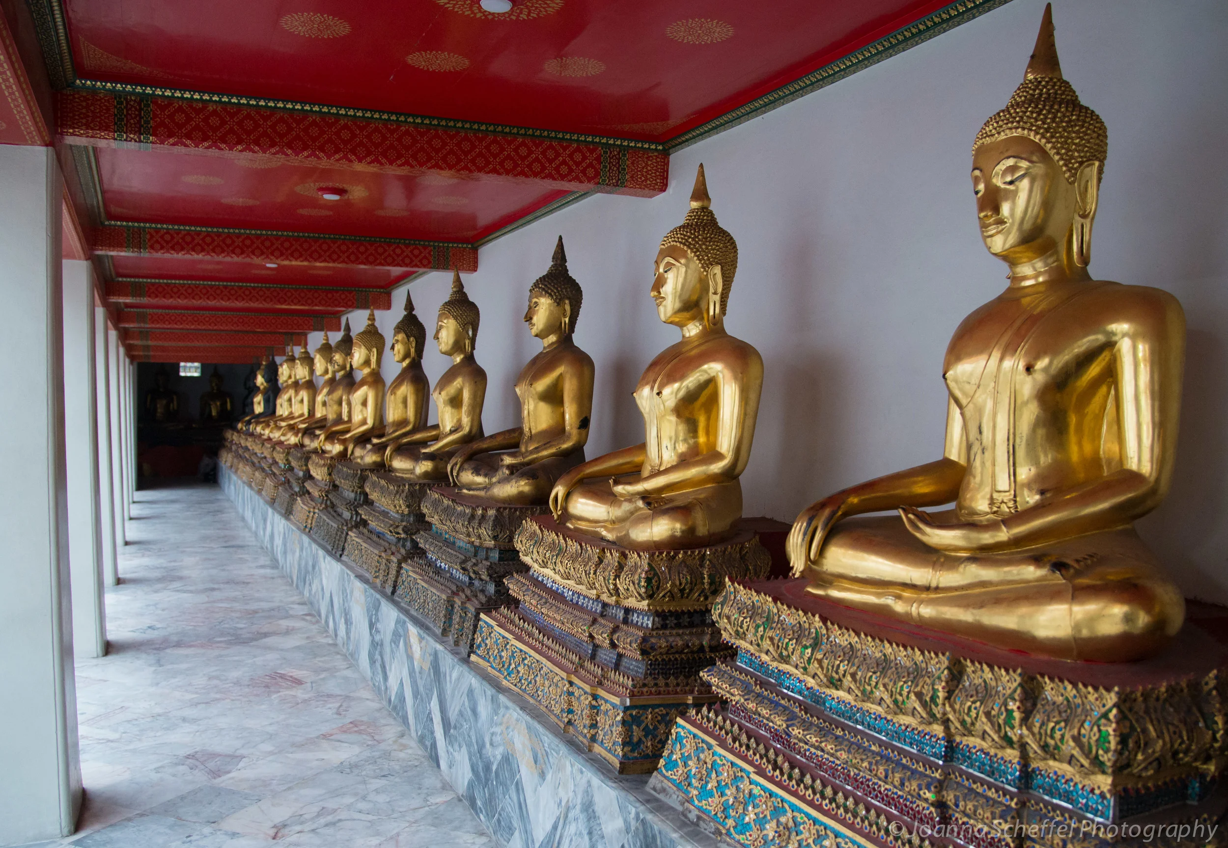 Seated Buddhas