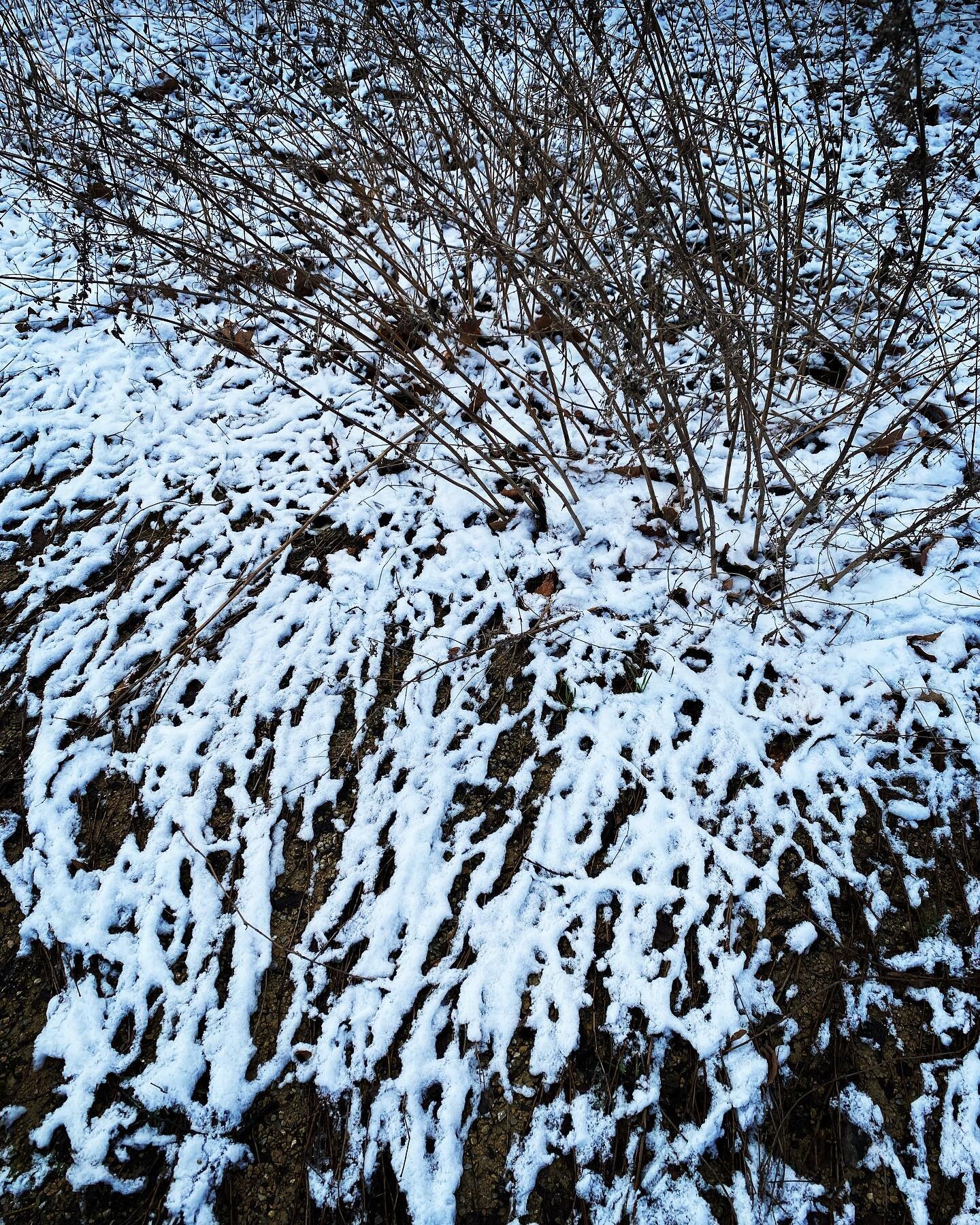 Immer noch Winter #enoughisenough #patterns #snow #achn&ouml;