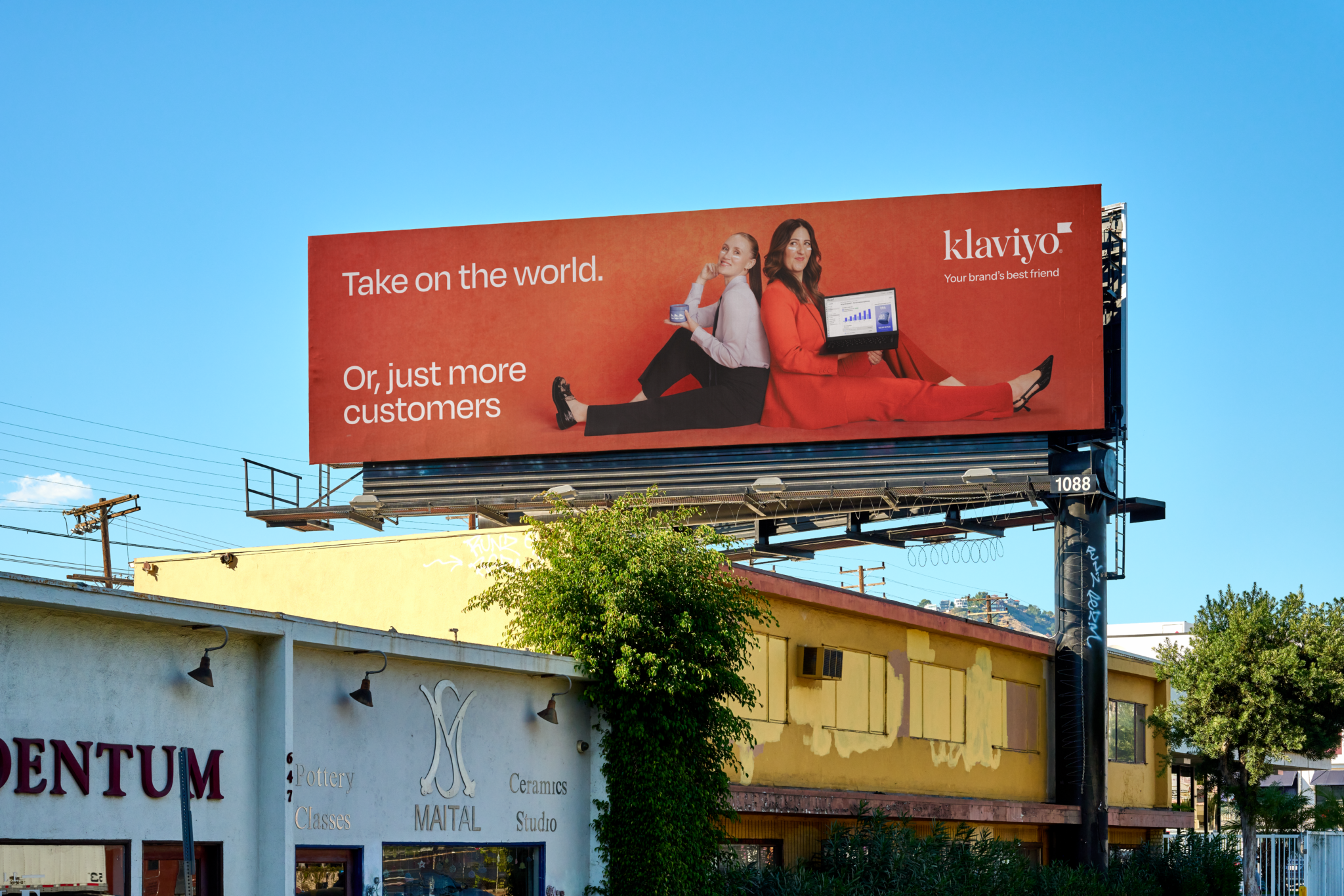 MM_Billboard_BB-LA2-04-2048x1365.webp