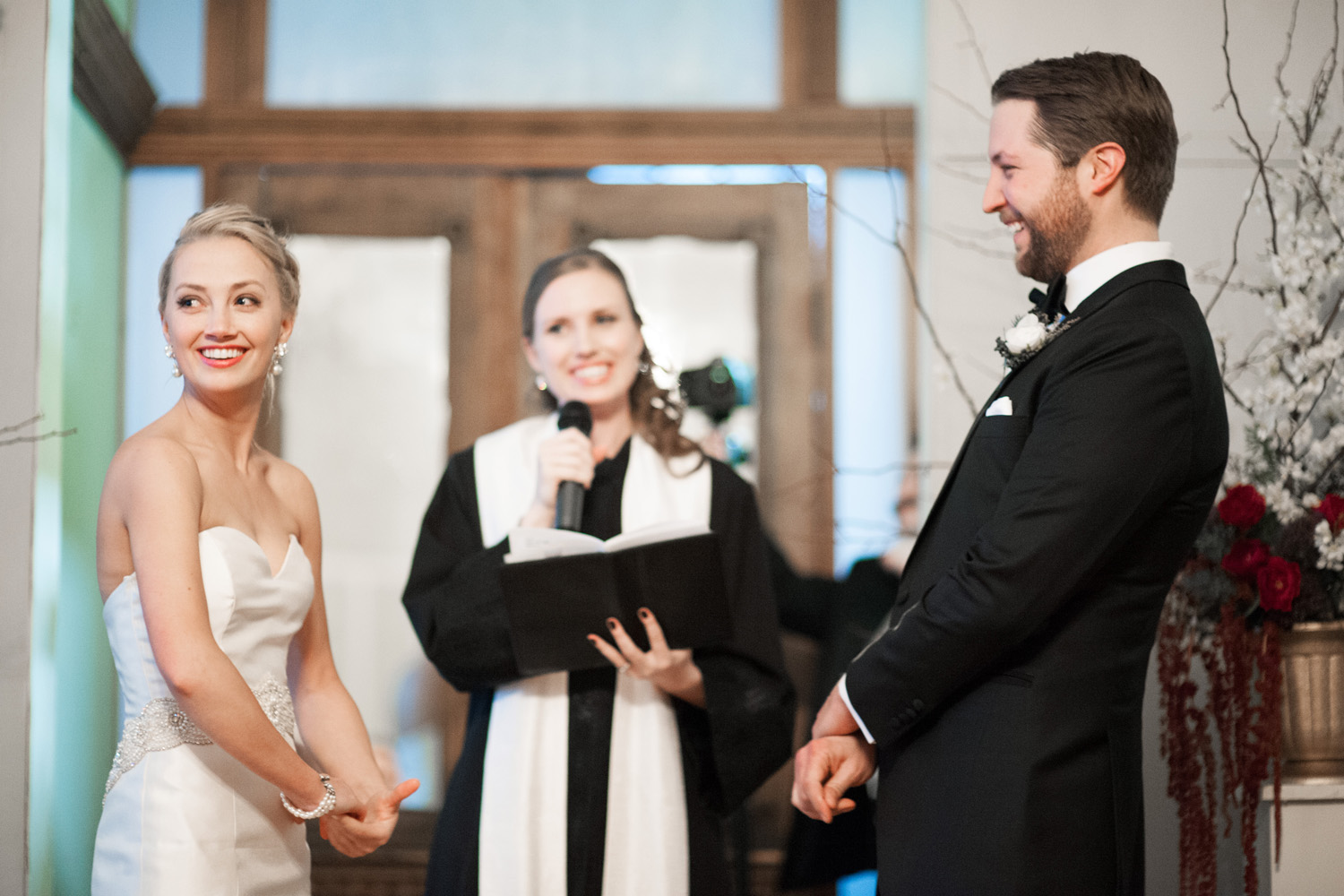 ChristinaRichardsWeddings_Metro__010.jpg