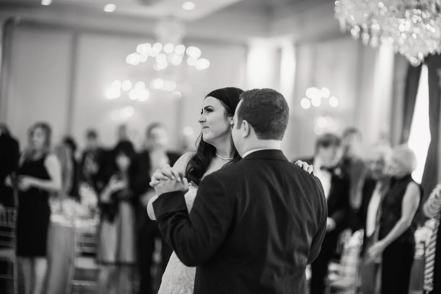 Modern_Classic_Rockleigh_Wedding_038.jpg