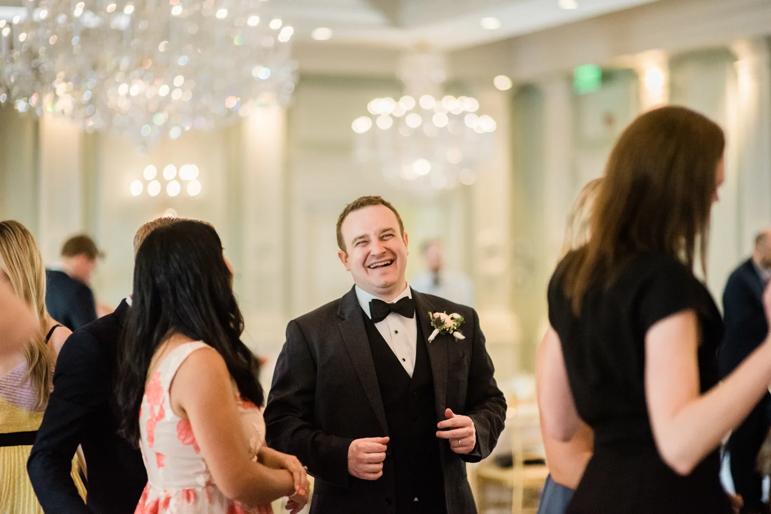 Modern_Classic_Rockleigh_Wedding_040.jpg