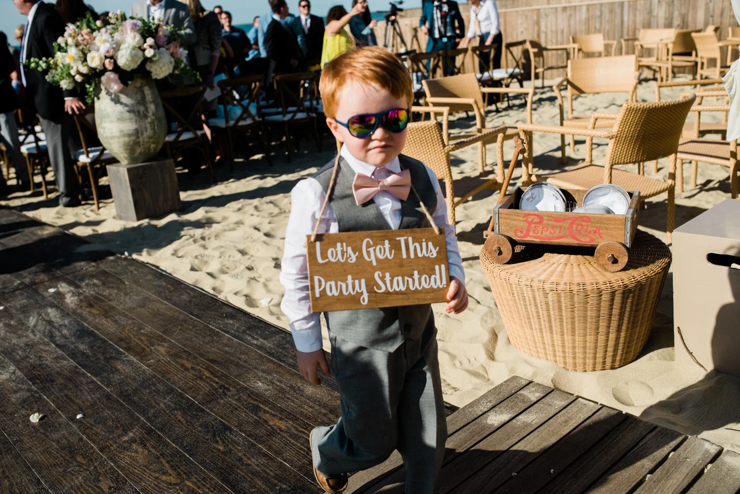 Nantucket_Galley_Beach_Wedding_030.jpg