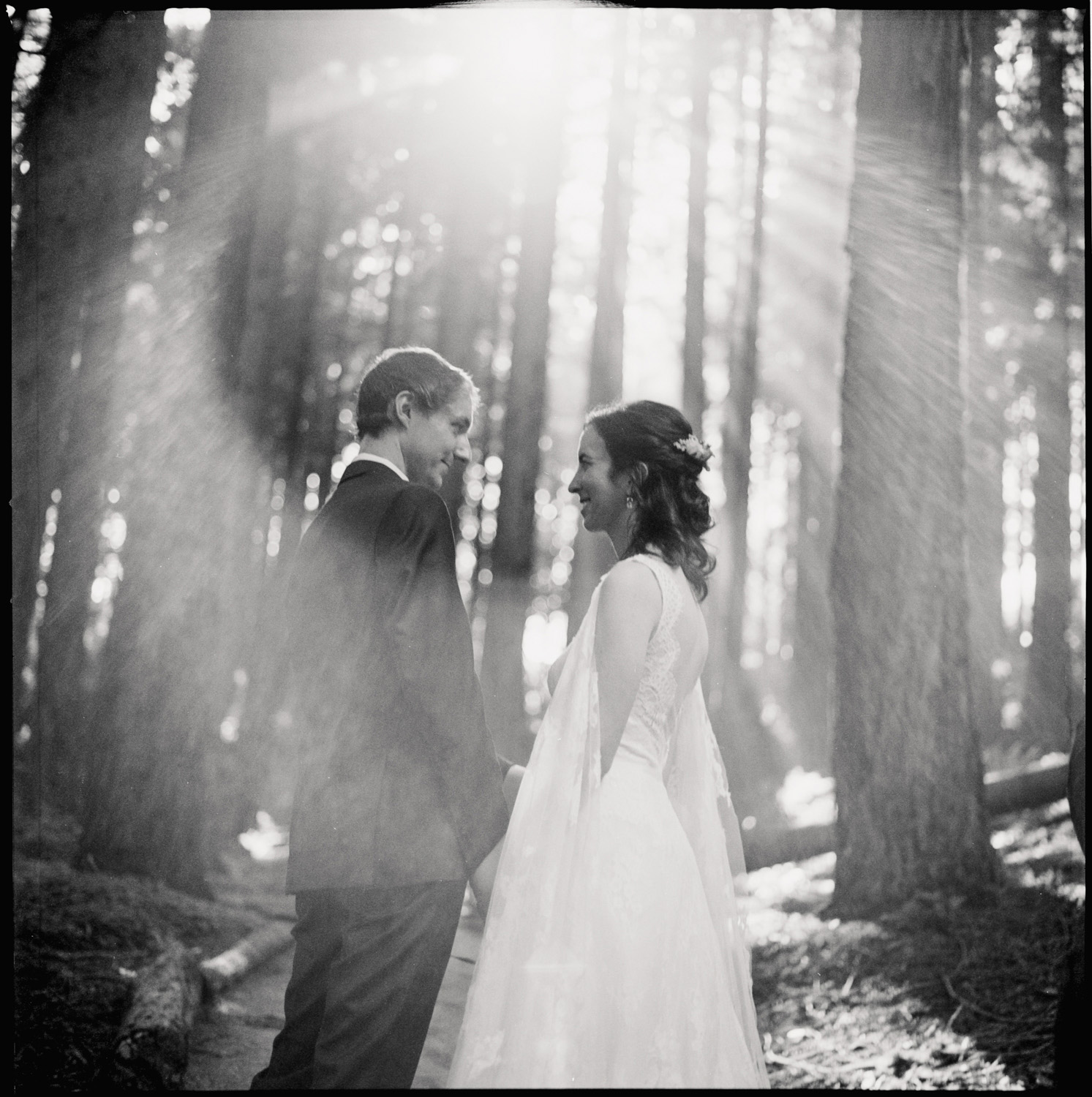 UC_Berkeley_Botanical_Garden_Wedding_ChristinaRichards_011.jpg