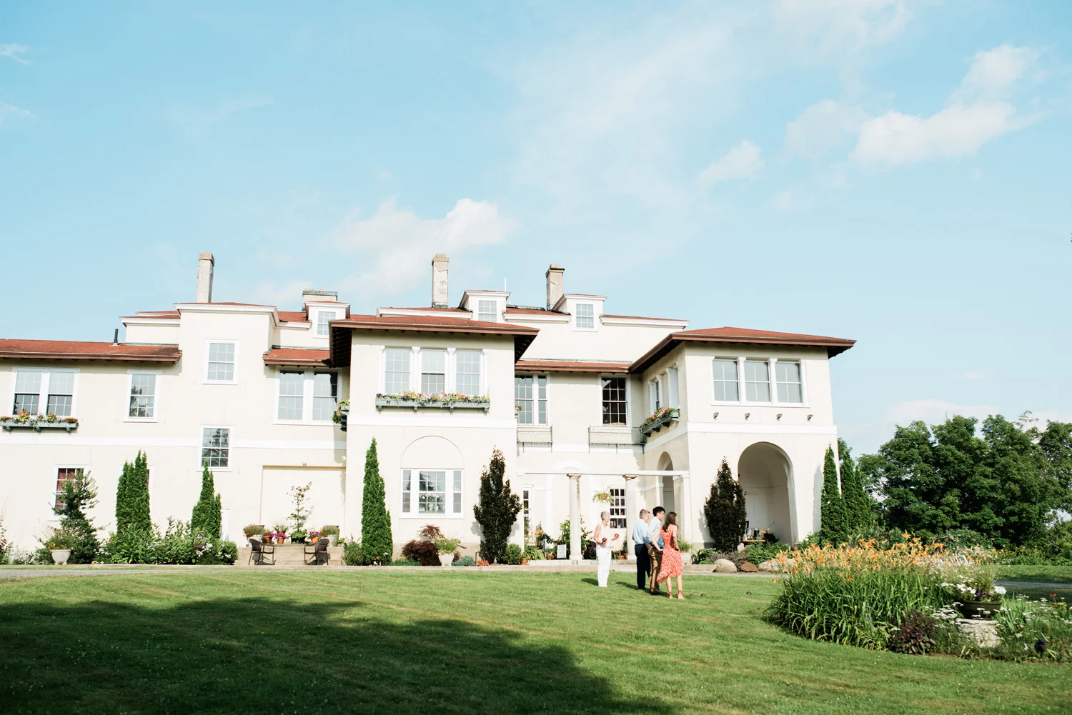 Aldworth_Manor_Summer_Wedding_028.jpg