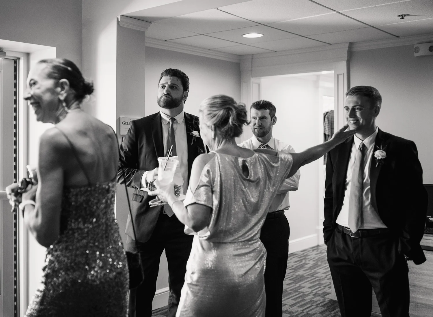 Cape_Cod_Inn_Coonamessett_Wedding_ 024.jpg