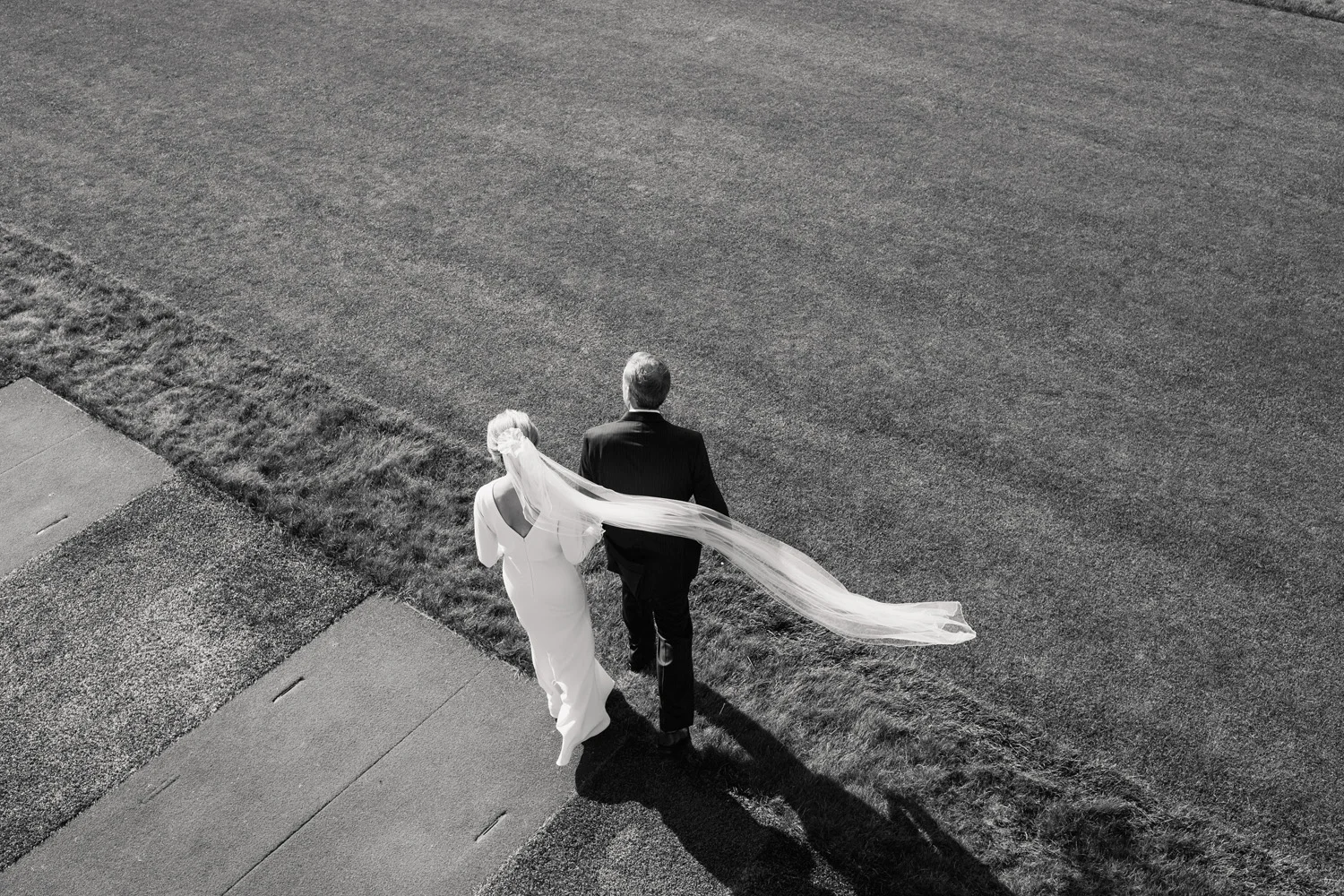 Cape_Cod_Inn_Coonamessett_Wedding_ 028.jpg