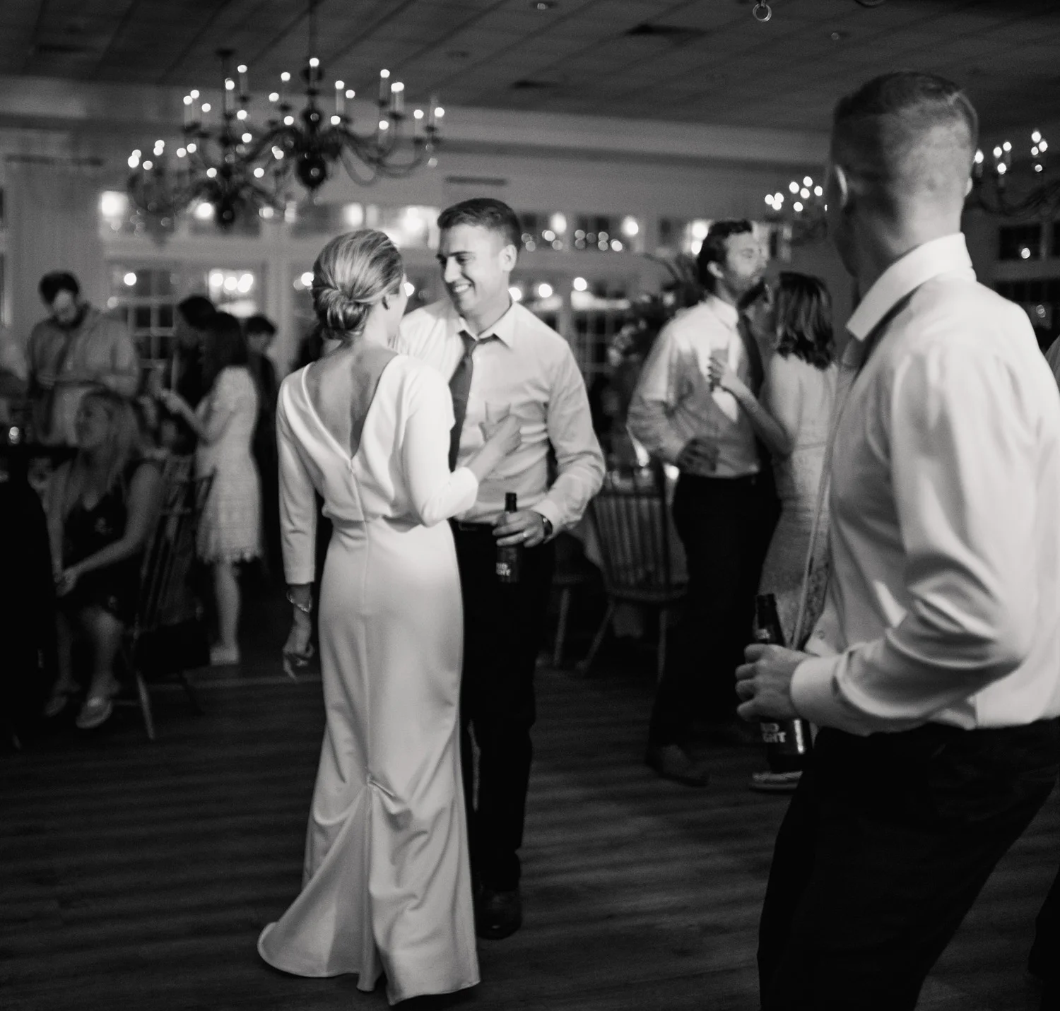 Cape_Cod_Inn_Coonamessett_Wedding_ 078.jpg