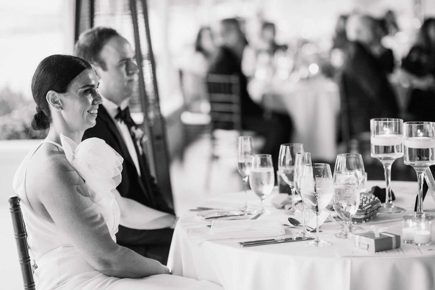 Darien_Beach_Club_Wedding_021.jpg