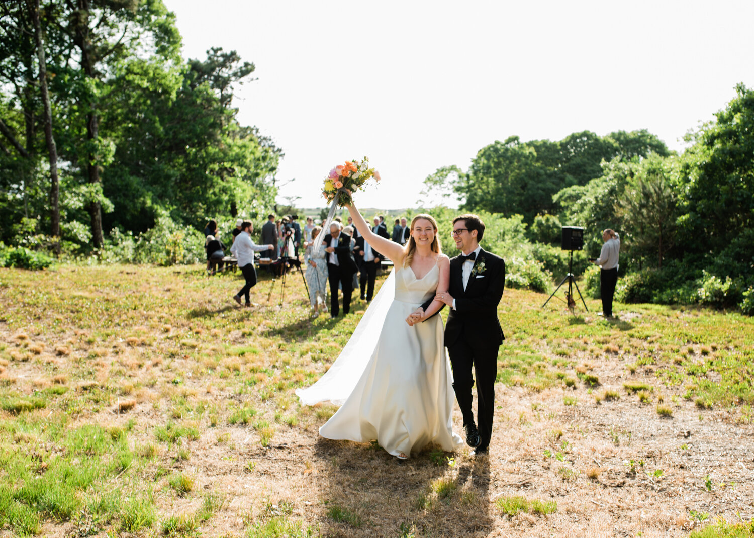 WellfleetBackyardWedding_026.jpg