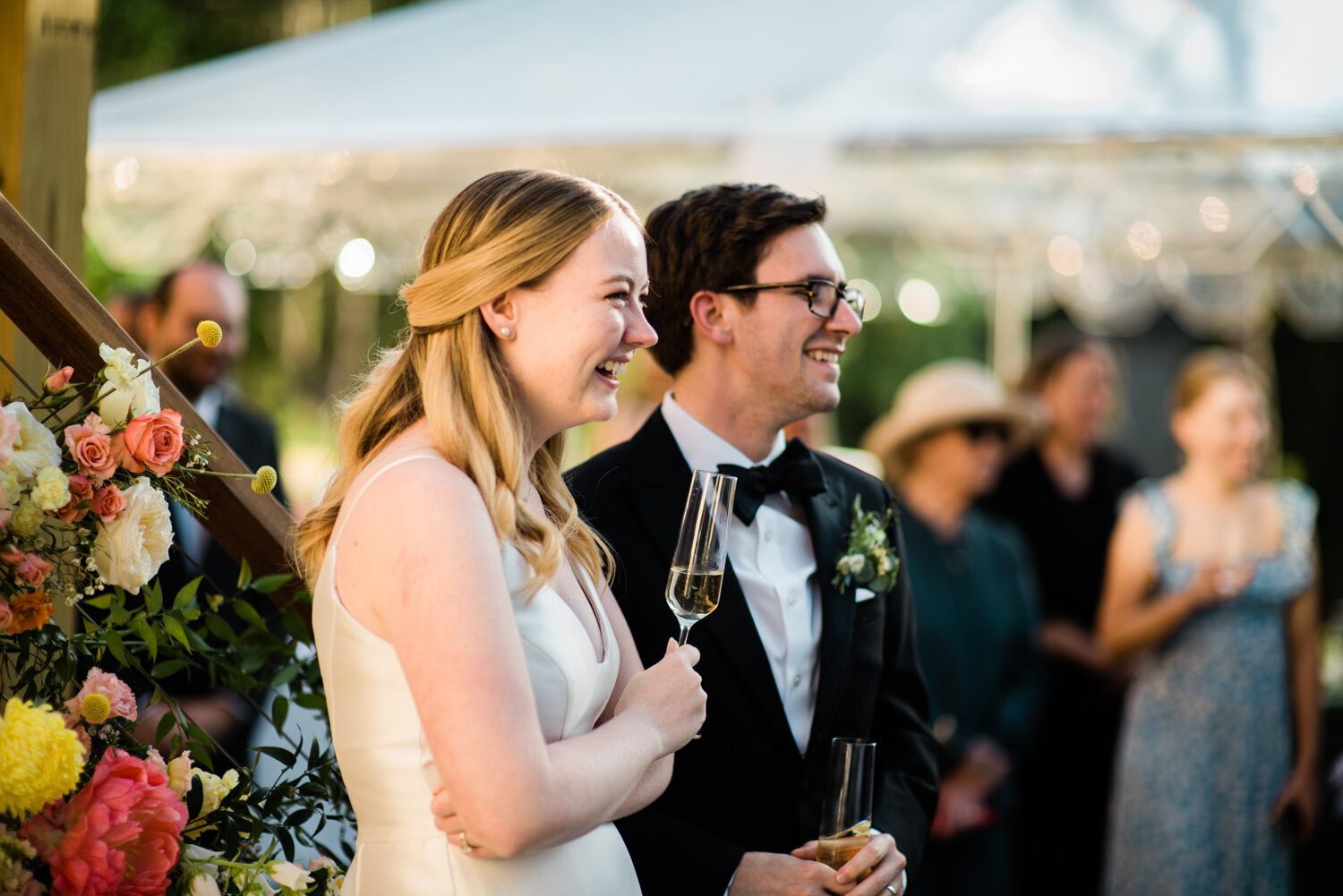 WellfleetBackyardWedding_030.jpg